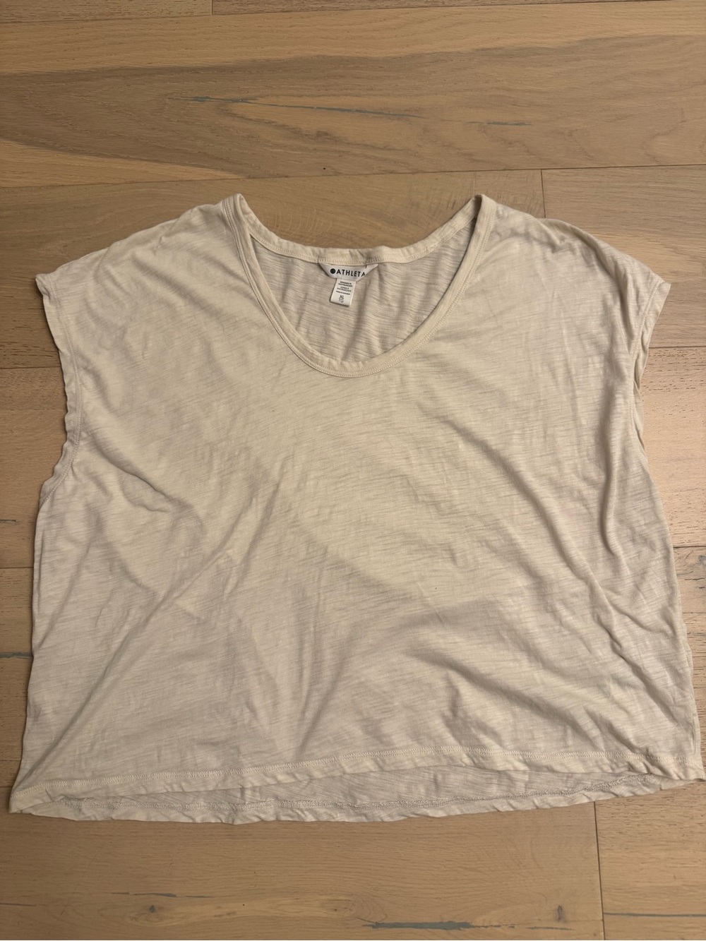 Cute cream colored Athleta crop 100% cotton